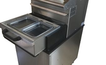 Semi-automatische traysealer met vacuüm en gasinjectie